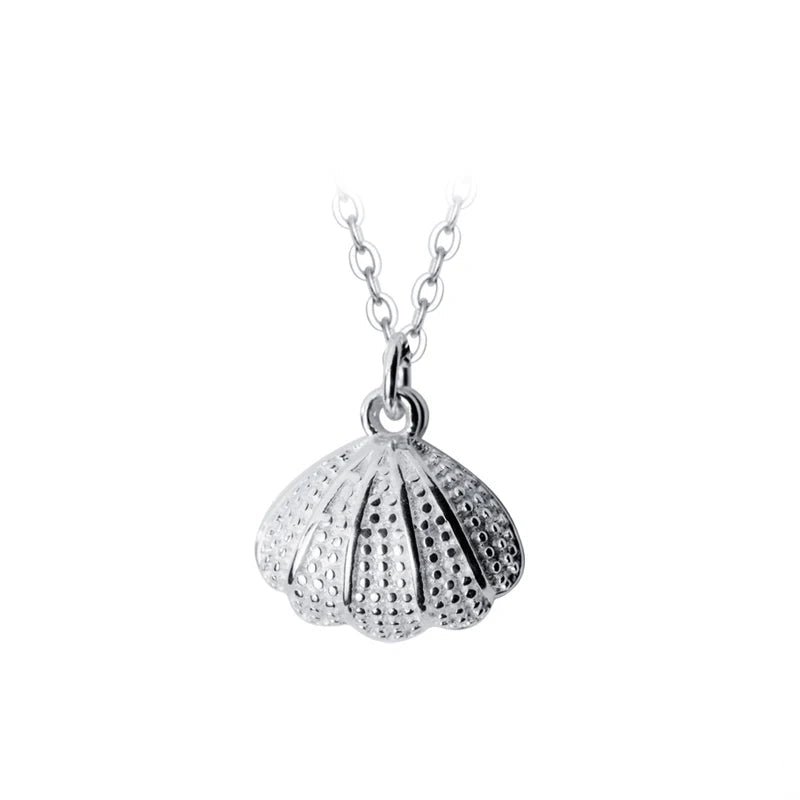 Collier de perles d'eau douce naturelles et coquillages 