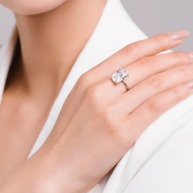 Cate Ring