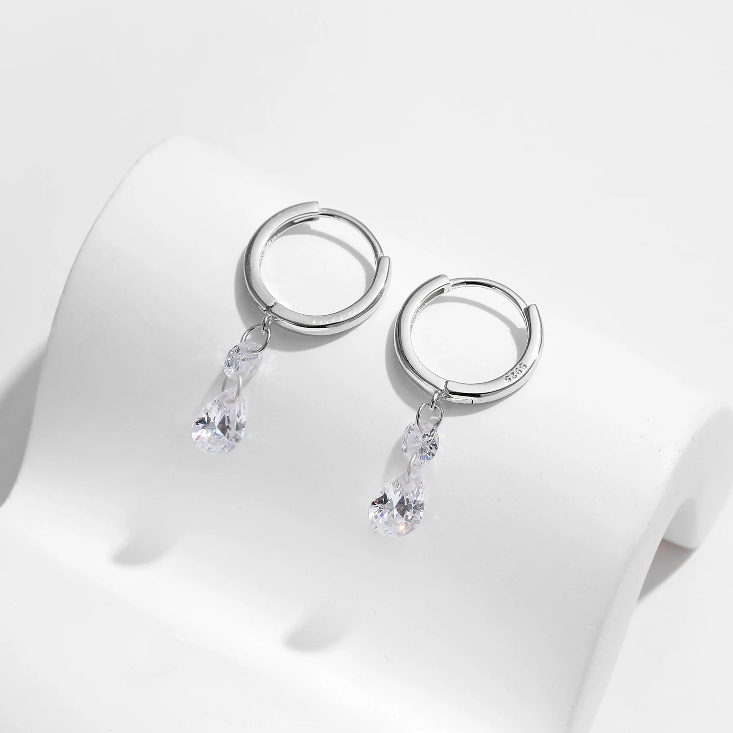 Sparkling Swing Water Drop