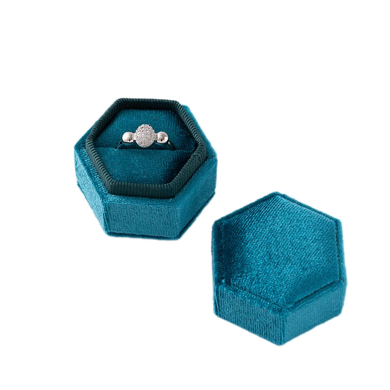 Velvet Hexagon Single Slot Ring