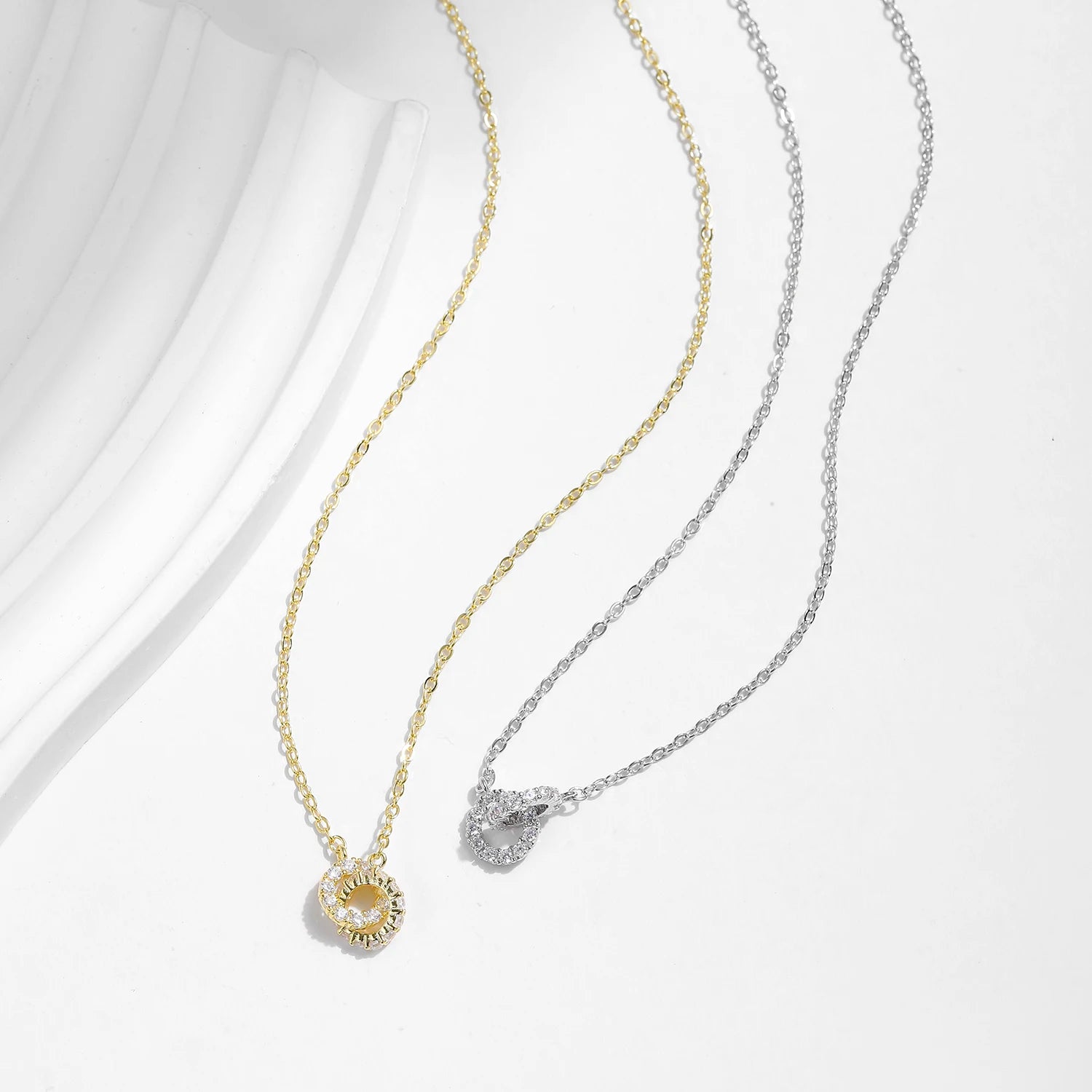 Circle Lock Pendant