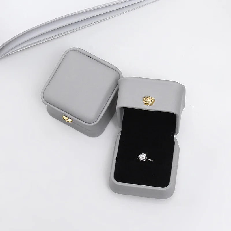 Ring jewelry box 5.8x5.8x4.5cm