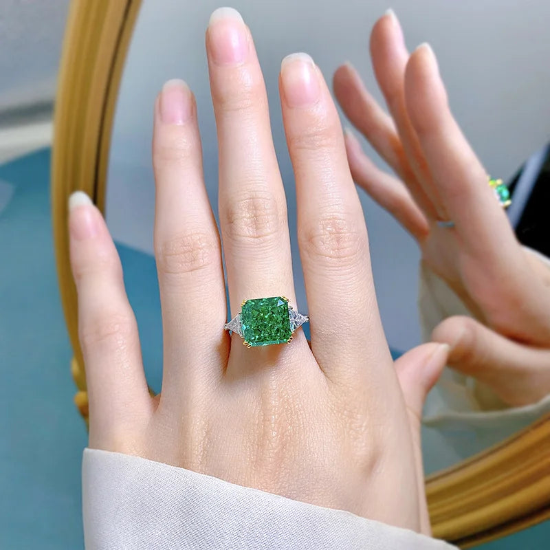 Emerald High Carbon Diamond Ring