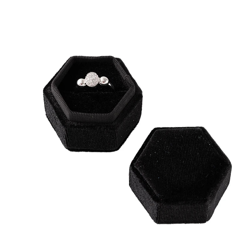 Velvet Hexagon Single Slot Ring