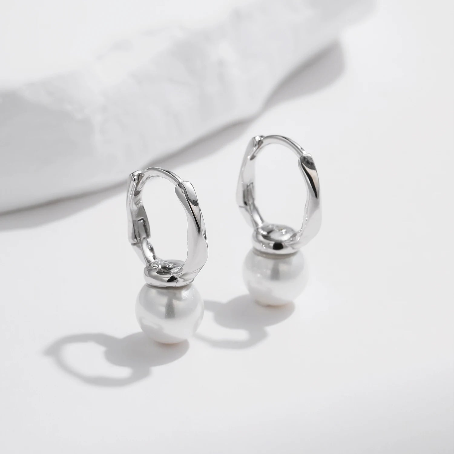 Shell Pearl Hoop Earrings