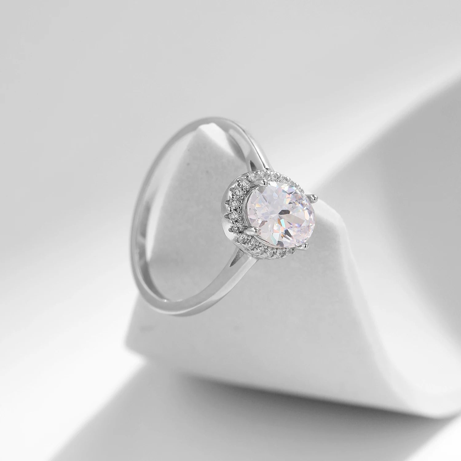 Oval 1CT Ring