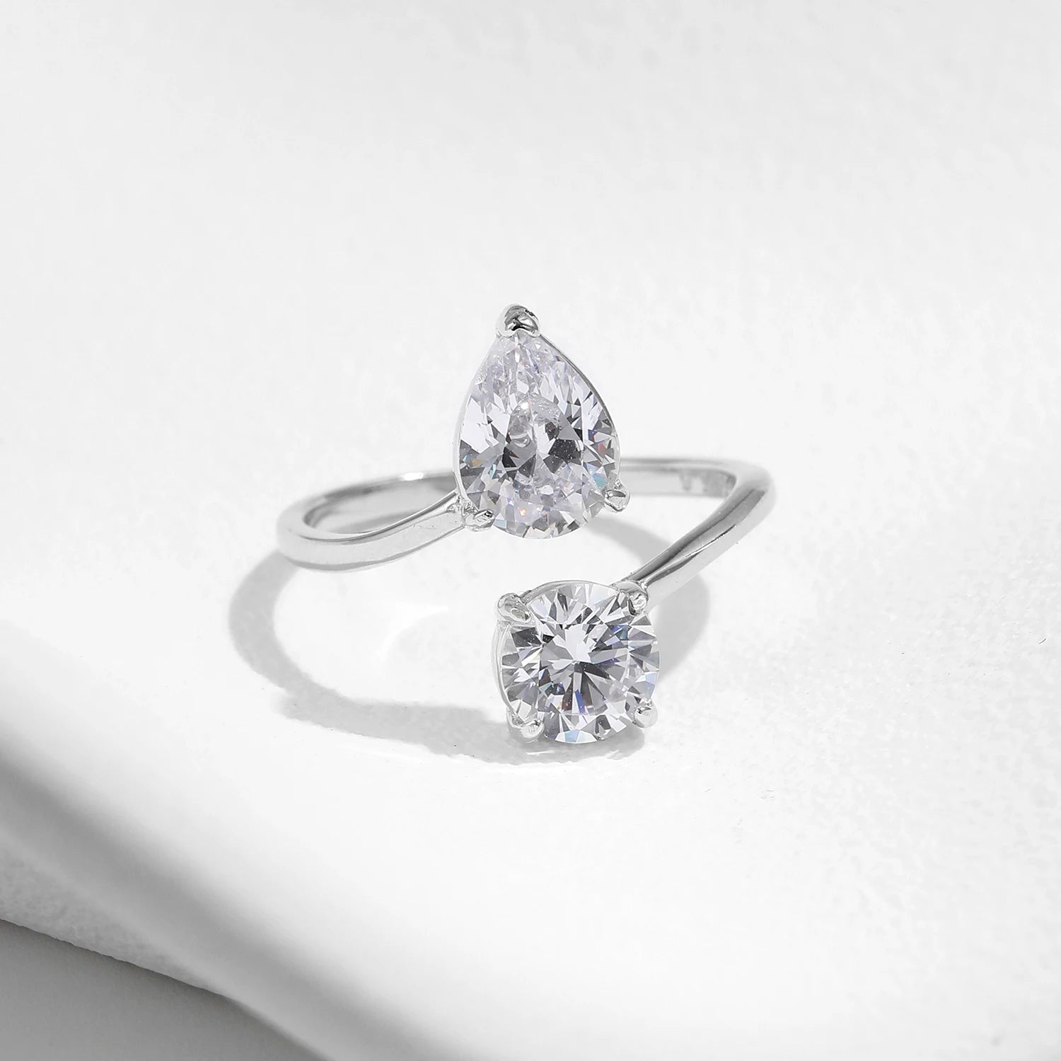 Round & Water Ring