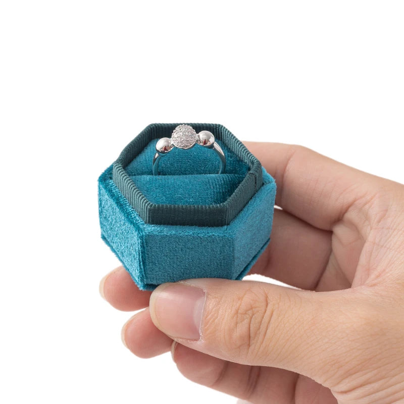 Velvet Hexagon Single Slot Ring