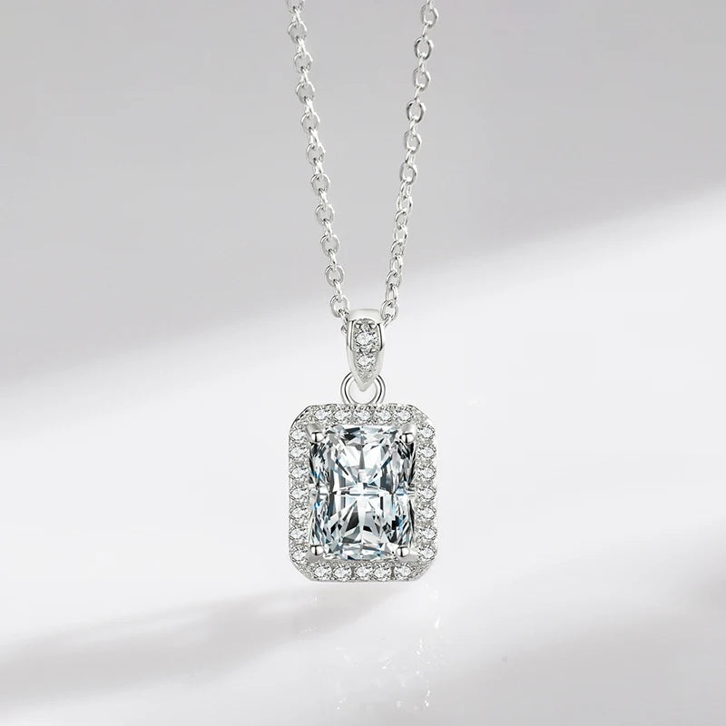 Cut 5A Zirconia Sparkling  Necklace