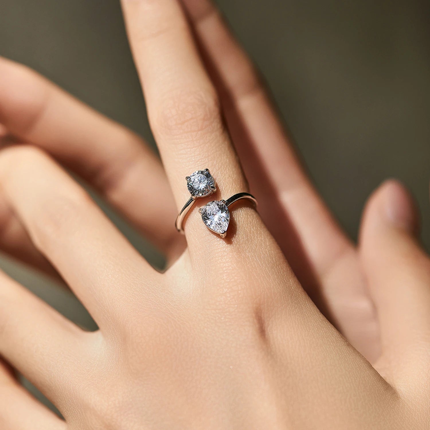 Round & Water Ring
