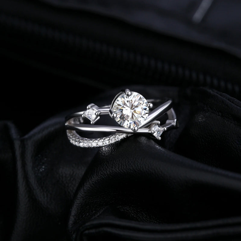 Clarity Moissanite Dazzling Ring