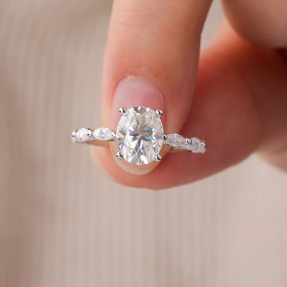 Moissanite Ring - Athena Ring