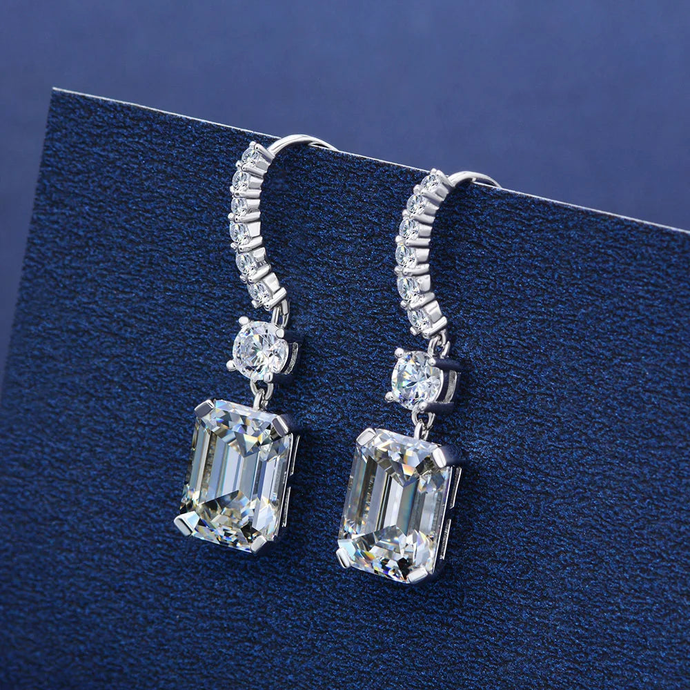 Boucles d'oreilles pendantes en or blanc
