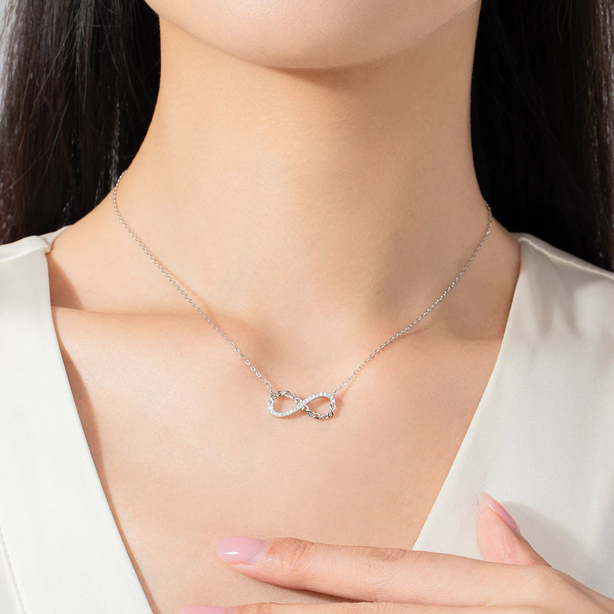 Pendentif romantique d'amour infini 