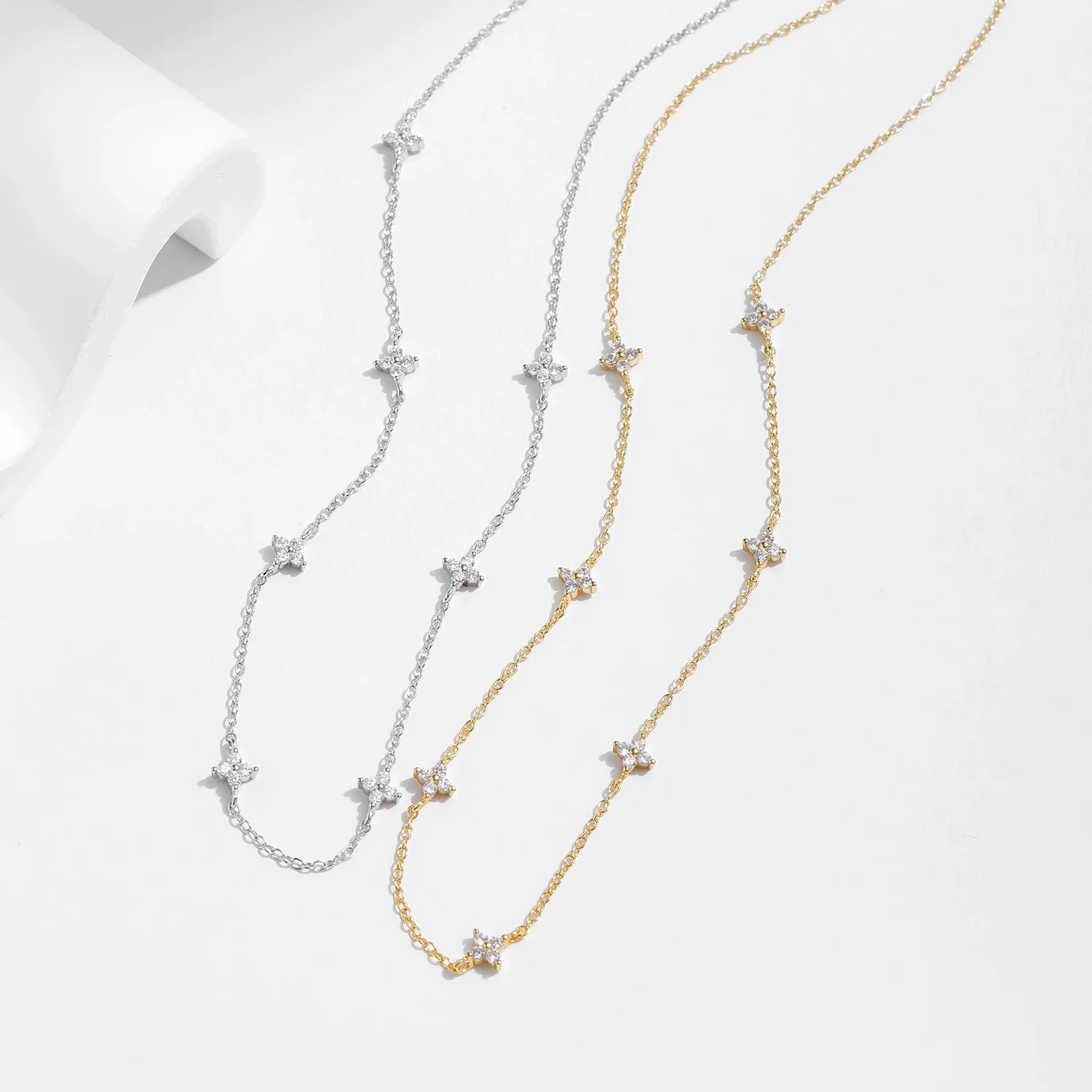 Exquisite Four Leaf Clover Necklace