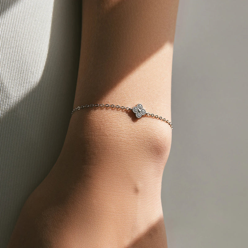 Lucky Four Leaf Clover Chain
