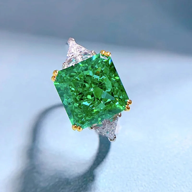 Emerald High Carbon Diamond Ring