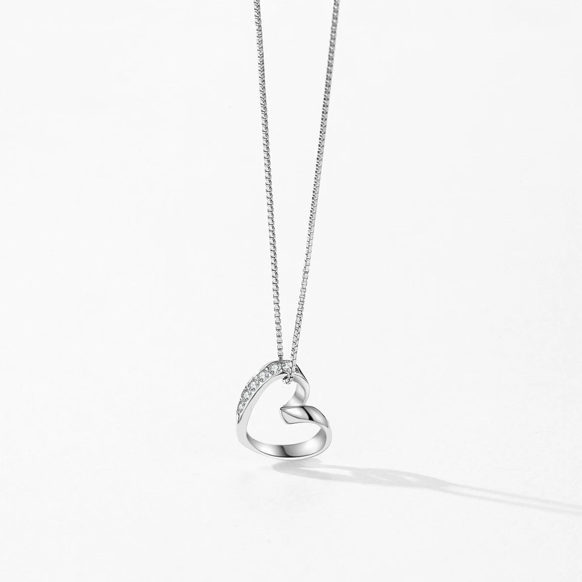 Pendentif cœur simple et romantique 