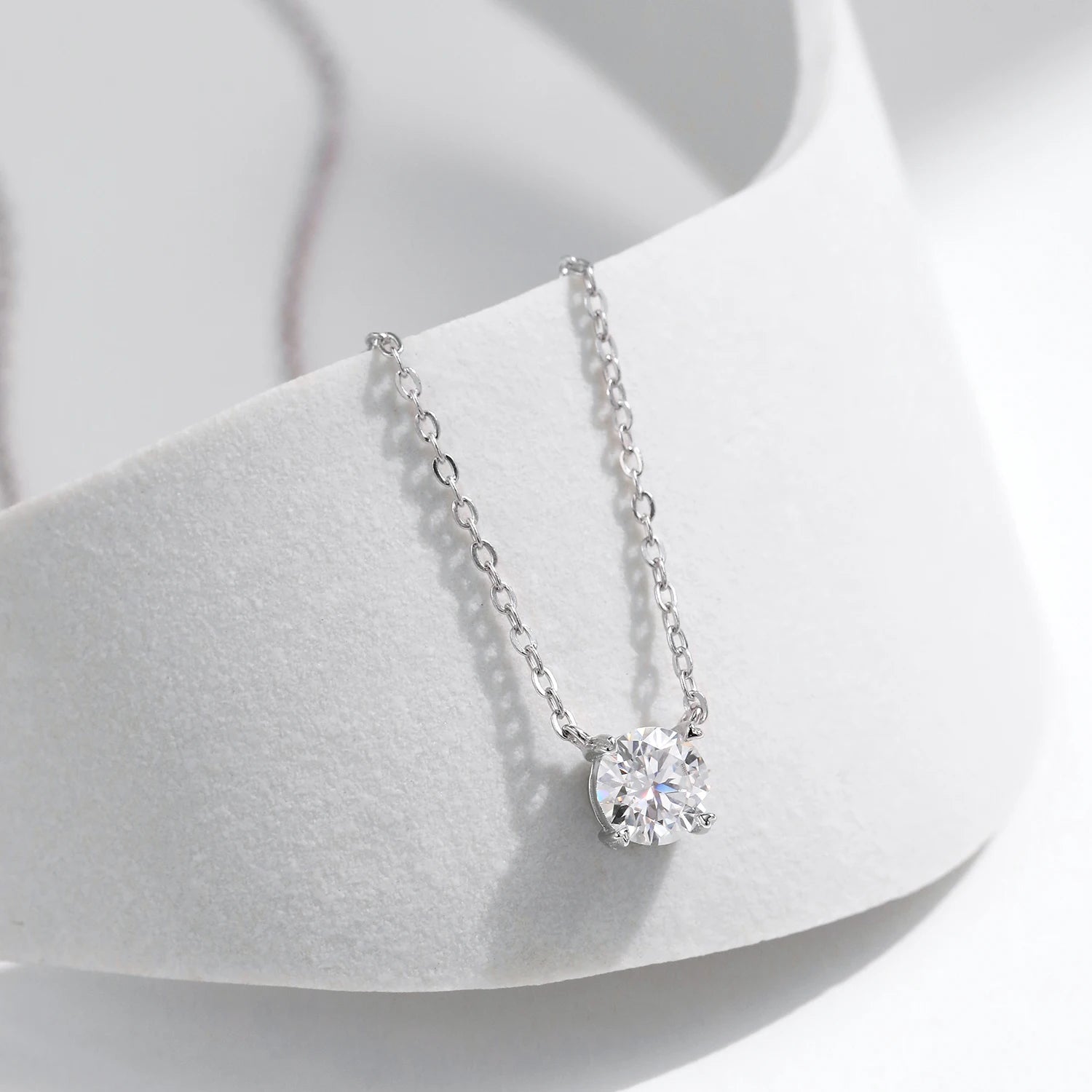 Colar moissanite Color 0.8CT Lab Diamond