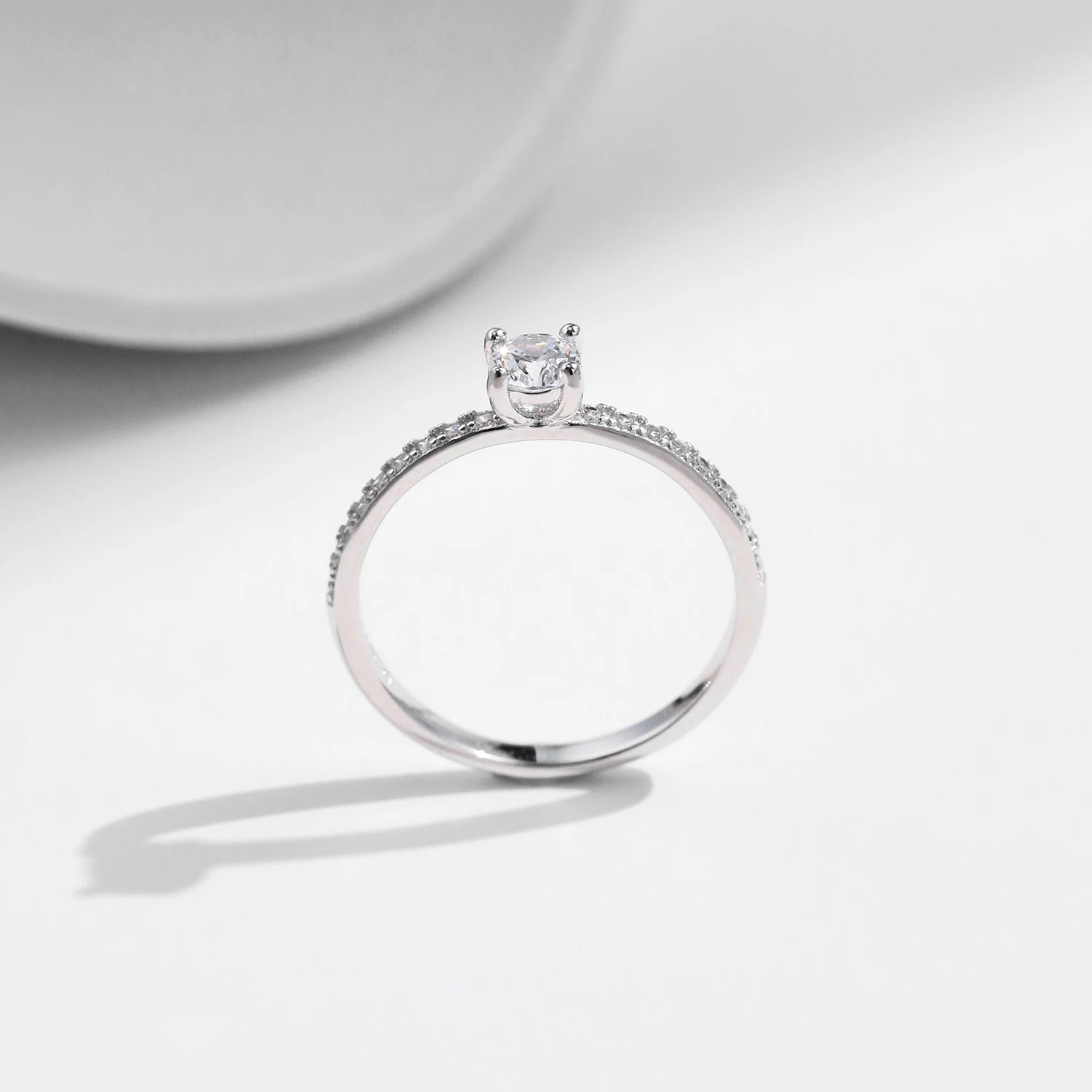 Bury Ring - Moissanite
