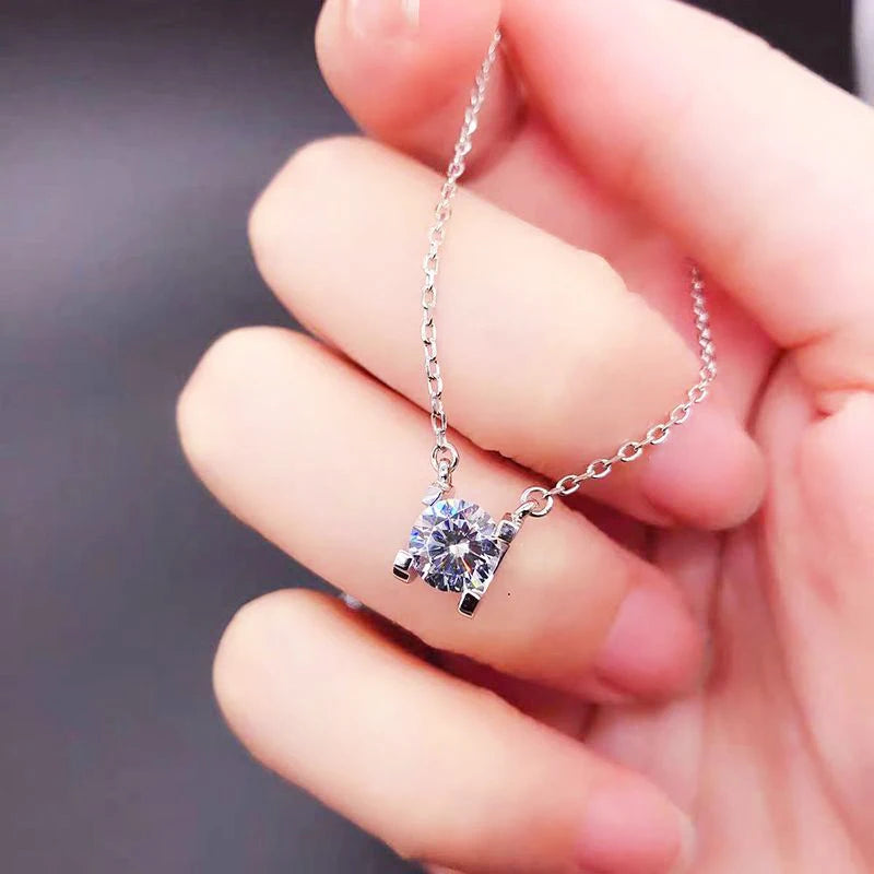 GRA Moissanite Pendant