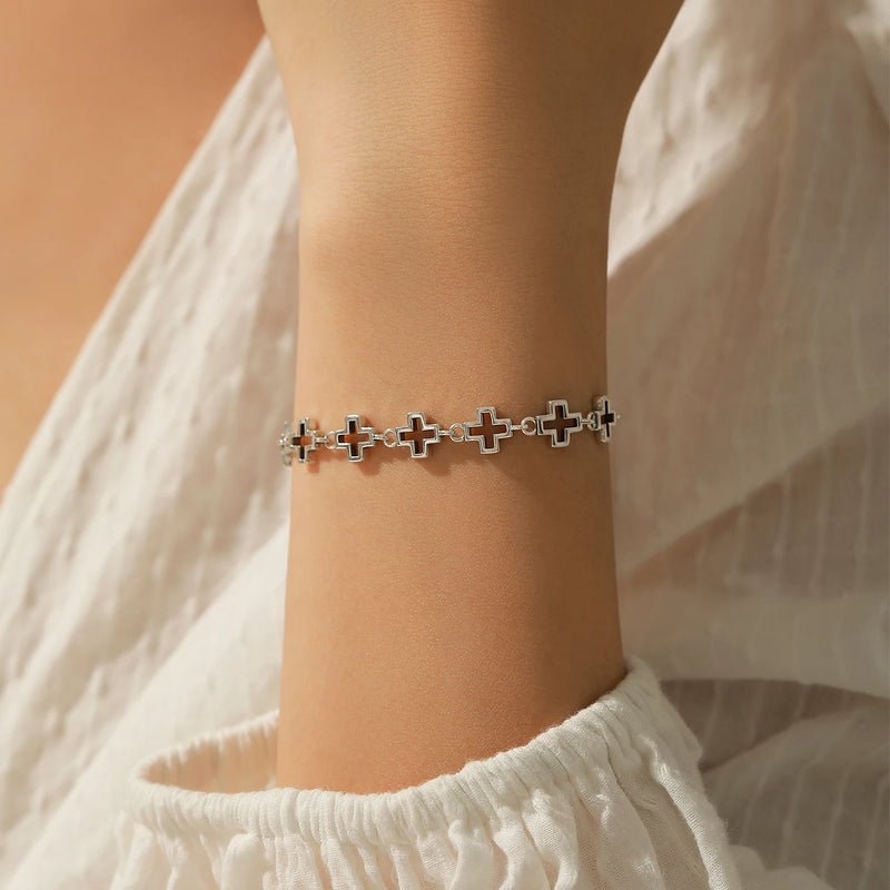 Vintage Delicate Hallow Out Retro Cross Chain