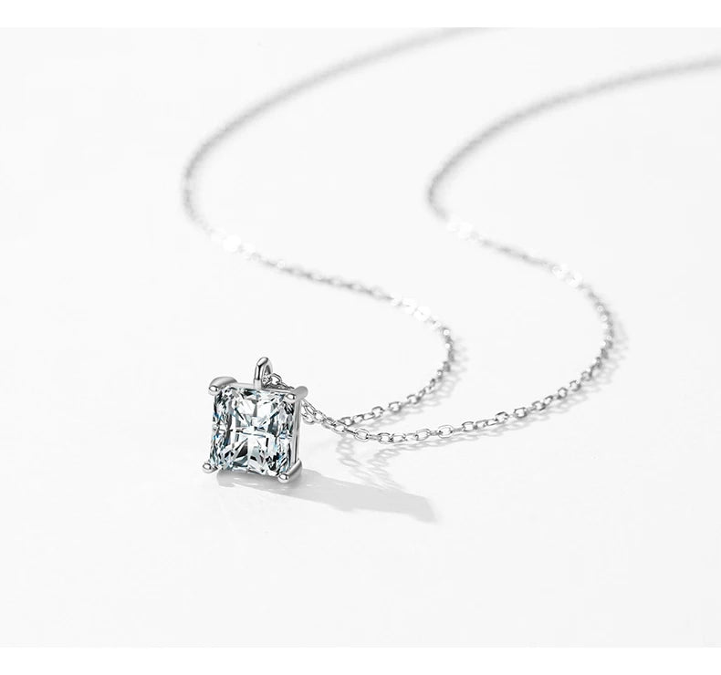 Collier carré 