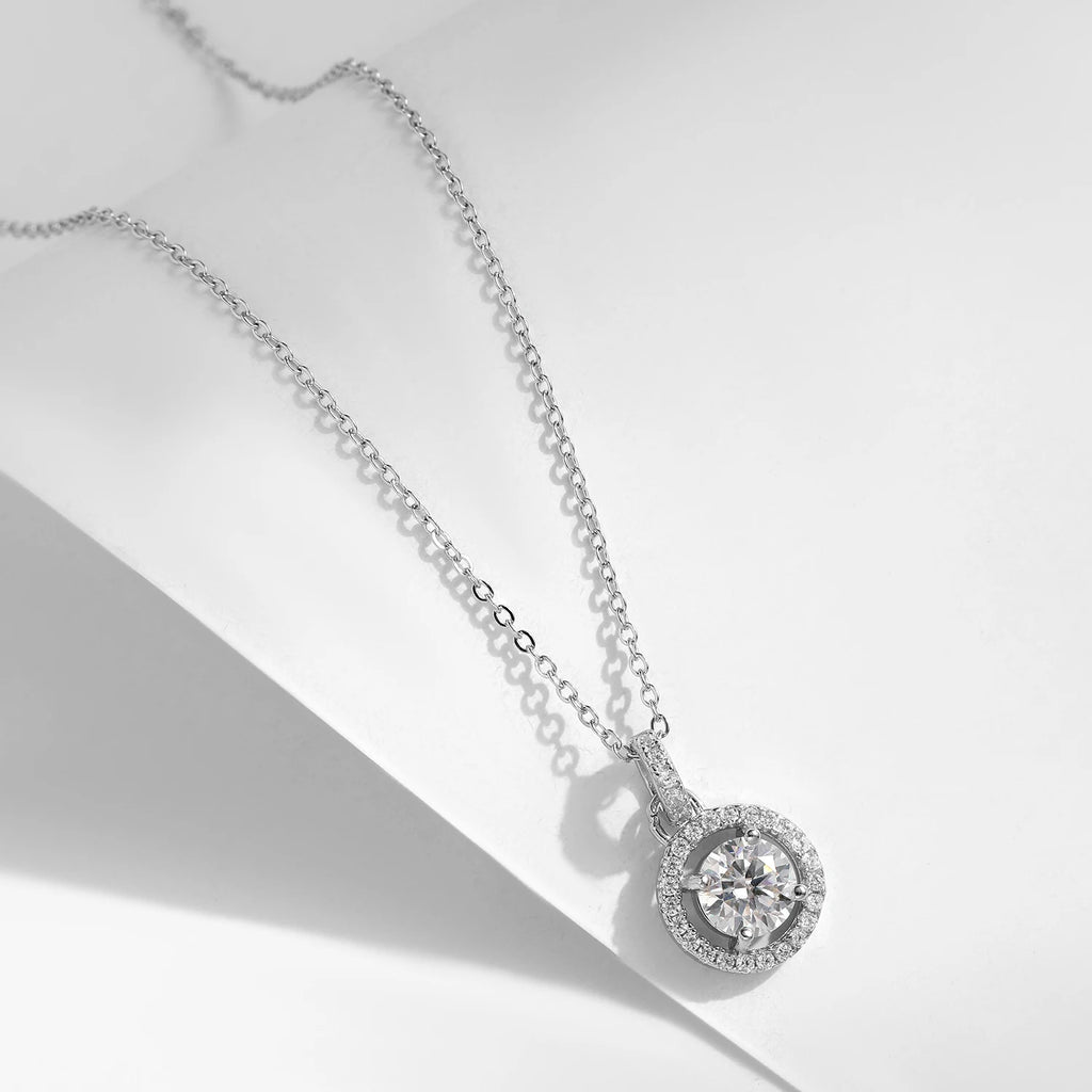 1 Carat Moissanite Pendant