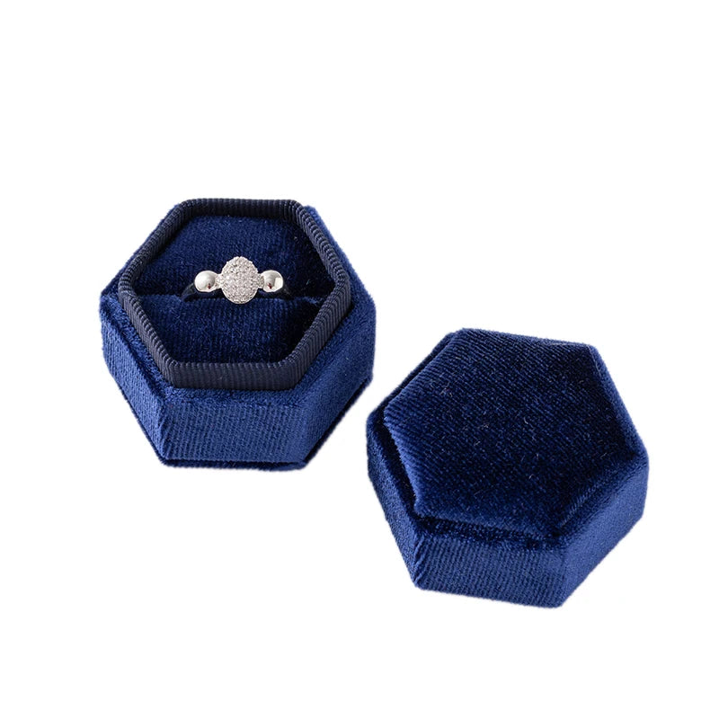 Velvet Hexagon Single Slot Ring