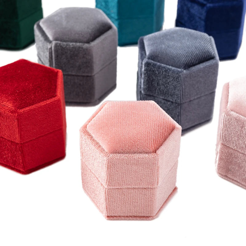 Velvet Hexagon Single Slot Ring