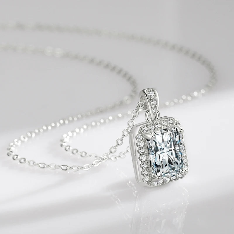 Cut 5A Zirconia Sparkling  Necklace