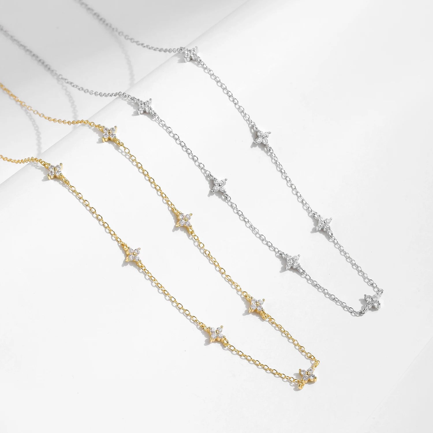 Exquisite Four Leaf Clover Necklace