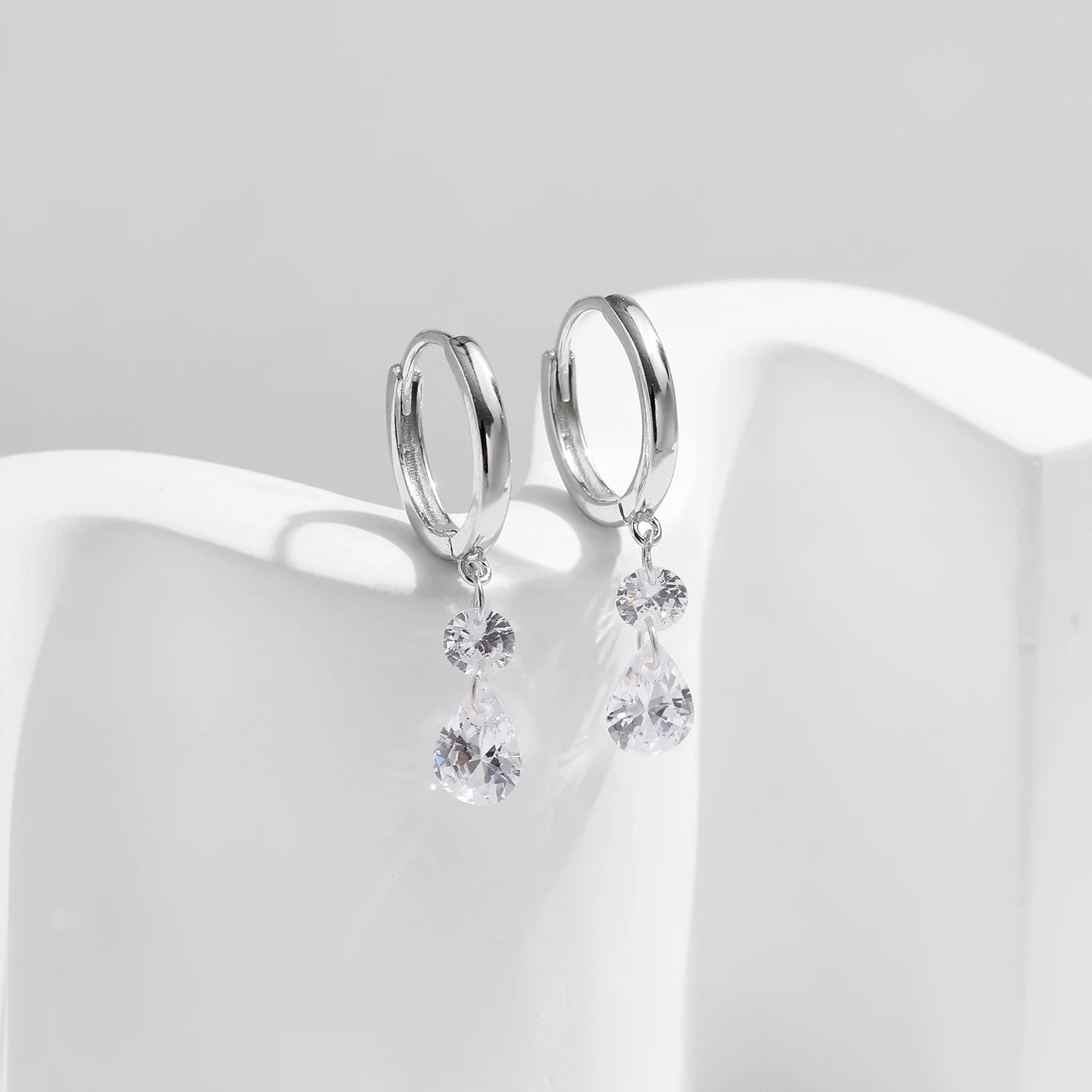 Sparkling Swing Water Drop