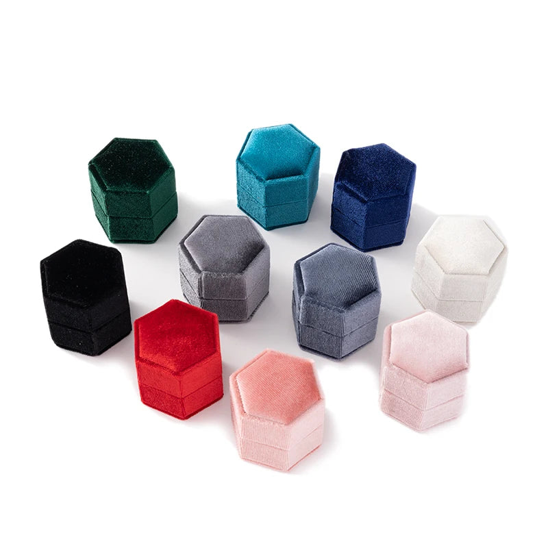 Velvet Hexagon Single Slot Ring